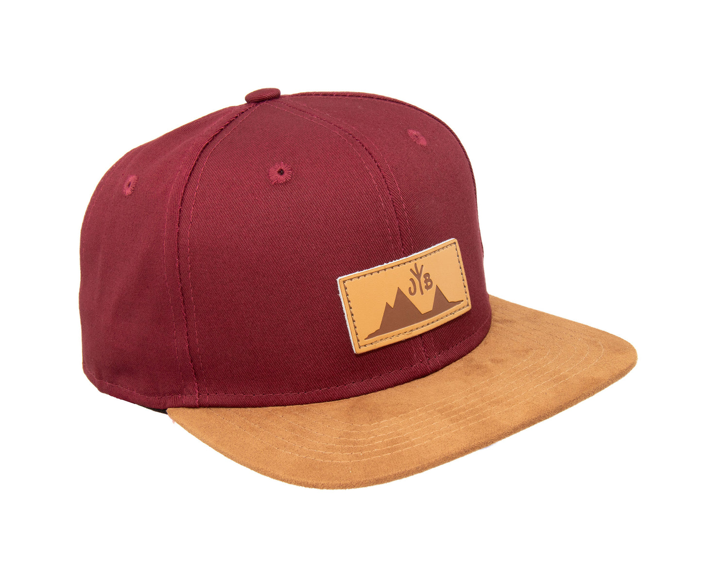 Snapback-Cap von Jumping Bird in Bordeaux-Braun mit geprägtem Lederoptik-Patch vorn und seitlichem Logostick