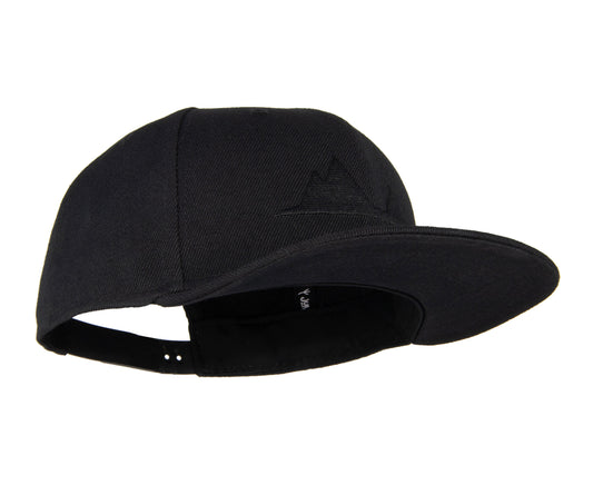 Snapback-Cap von Jumping Bird in Schwarz mit Ton-in-Ton-Stick vorn, Logostick seitlich und geradem Schirm