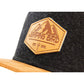 Filz-Snapback von Jumping Bird in Anthrazit-Braun mit geprägtem Lederoptik-Patch vorn und seitlichem Logostick