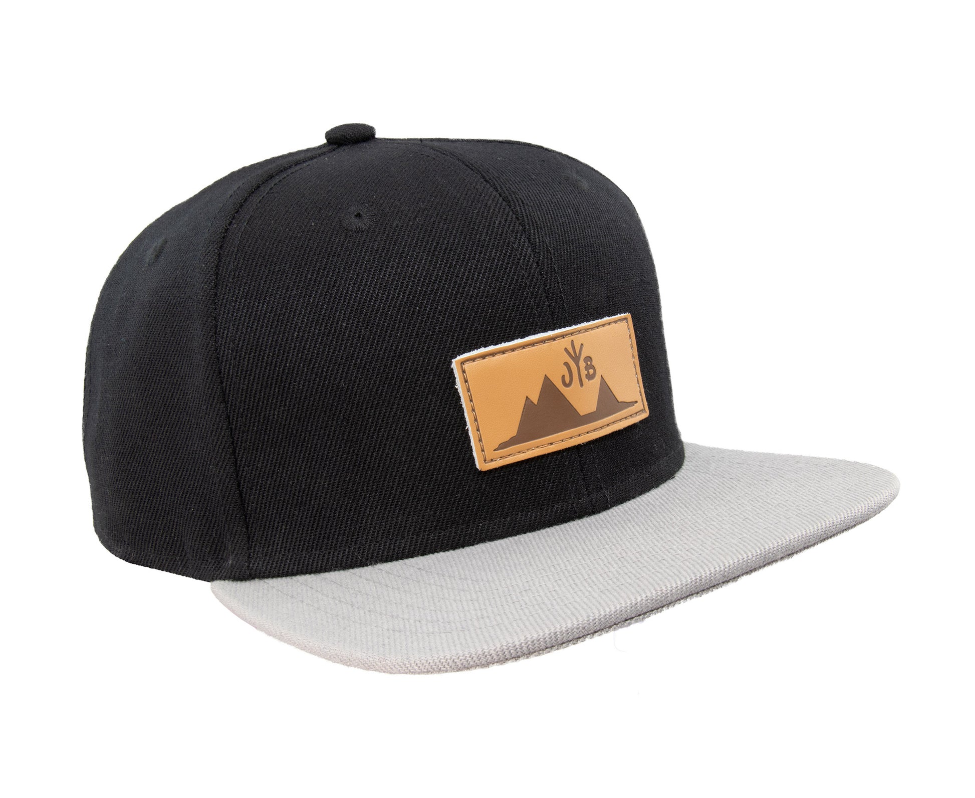 Snapback-Cap von Jumping Bird in Schwarz-Grau mit geprägtem Lederoptik-Patch vorn und seitlichem Logostick
